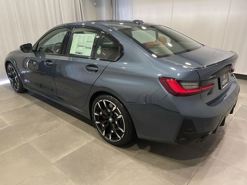 New 2026 BMW 330i xDrive Sedan w/ M Sport Package AWD/4WD image 4