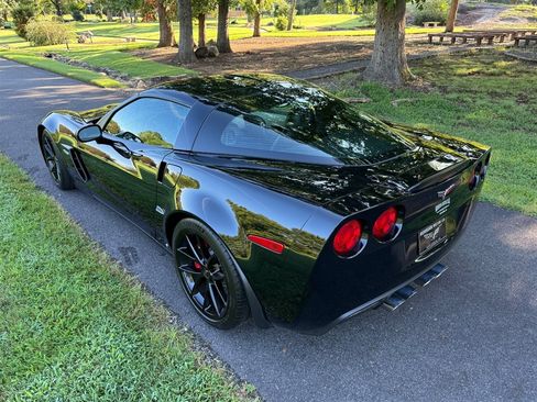 Used 2008 Chevrolet Corvette Z06 w/ Preferred Equipment Group RWD image 18