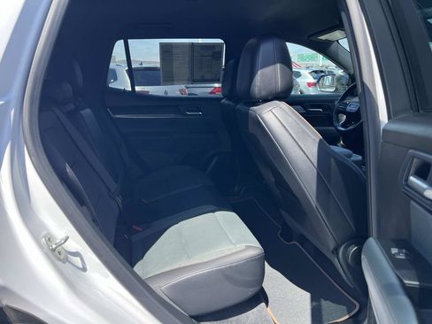 Used 2026 GMC Terrain AT4 AWD/4WD image 31