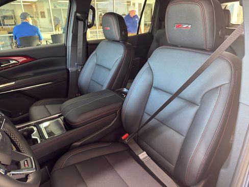 New 2026 Chevrolet Traverse Z71 w/ Enhanced Driving Package image 24