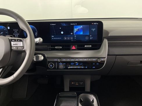 New 2026 Hyundai Ioniq 5 SEL image 16