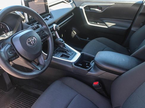 Certified 2025 Toyota RAV4 XLE w/ Convenience Package image 18