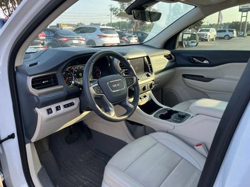 Used 2023 GMC Acadia Denali w/ Denali Ultimate Package FWD image 6