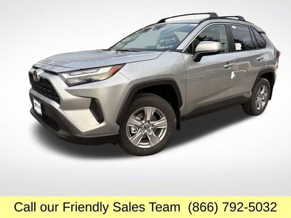 New 2025 Toyota RAV4 XLE w/ Weather Package
