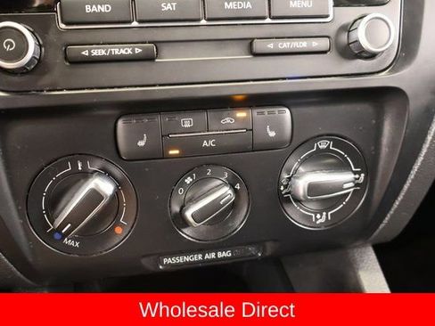 Used 2013 Volkswagen Jetta SE FWD image 20