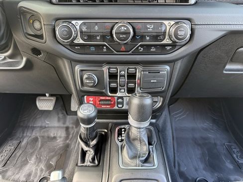 Used 2024 Jeep Wrangler Unlimited Rubicon 4xe w/ Safety Group image 31