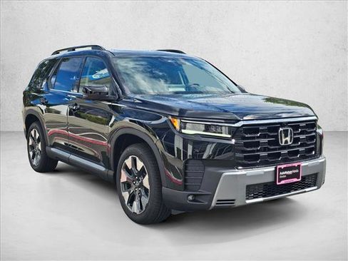 New 2026 Honda Pilot Touring image 7