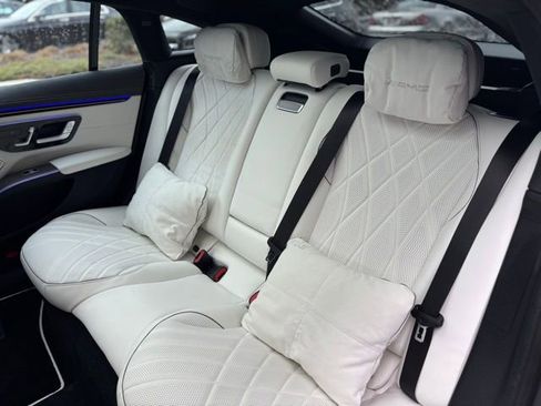 Used 2023 Mercedes-Benz EQS AMG 4MATIC image 24