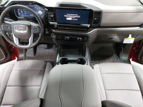 New 2026 GMC Sierra 3500 SLT w/ SLT Premium Package image 9