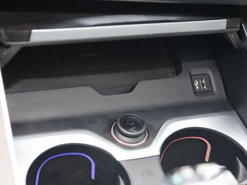 Used 2021 BMW X5 M50i image 39