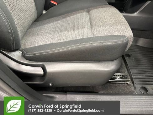 Used 2021 Nissan Rogue SV image 16