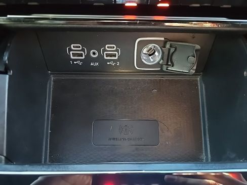 Used 2025 Jeep Grand Cherokee L Altitude image 24