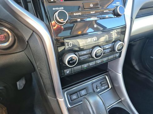 Used 2021 Subaru Ascent Limited w/ Technology Package AWD/4WD image 18
