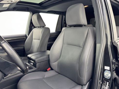 Used 2023 Lexus GX 460 Premium image 43