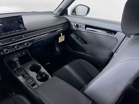 Certified 2025 Honda Civic Sport image 23