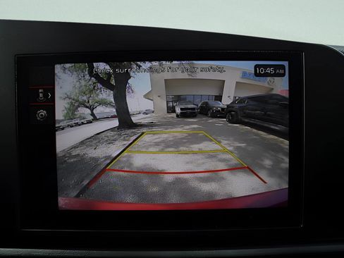 New 2025 Kia Niro LX image 23