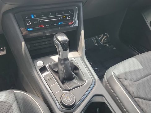 Used 2024 Volkswagen Tiguan SEL R-Line AWD/4WD image 15