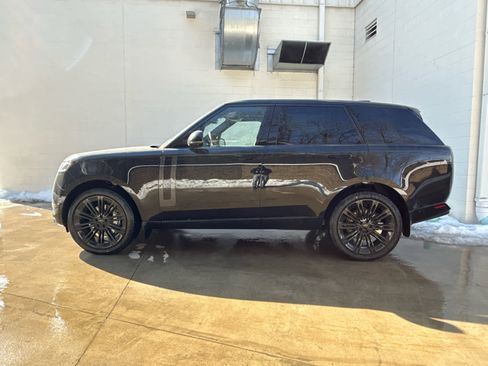 New 2026 Land Rover Range Rover SE image 5