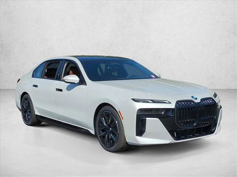 New 2026 BMW i7 eDrive50 w/ M Sport Package image 7