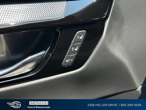 Used 2025 Honda CR-V EX-L image 18