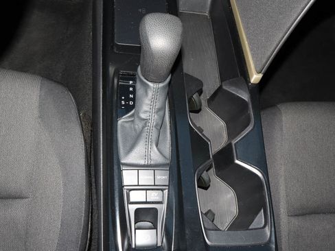 Used 2025 Toyota Camry LE image 19