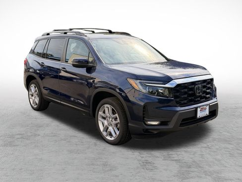 Certified 2024 Honda Passport EX-L image 3
