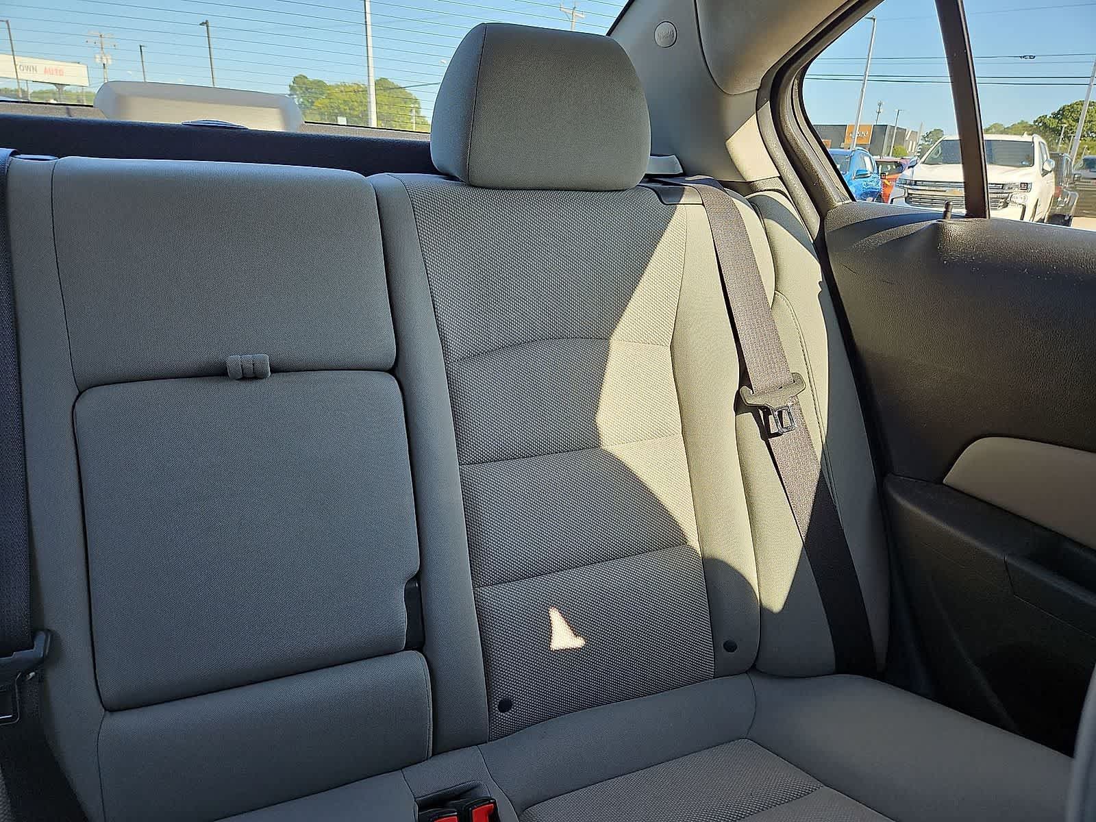 Used 2016 Chevrolet Cruze LT FWD image 15