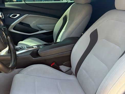 Used 2023 Chevrolet Camaro LT RWD image 5