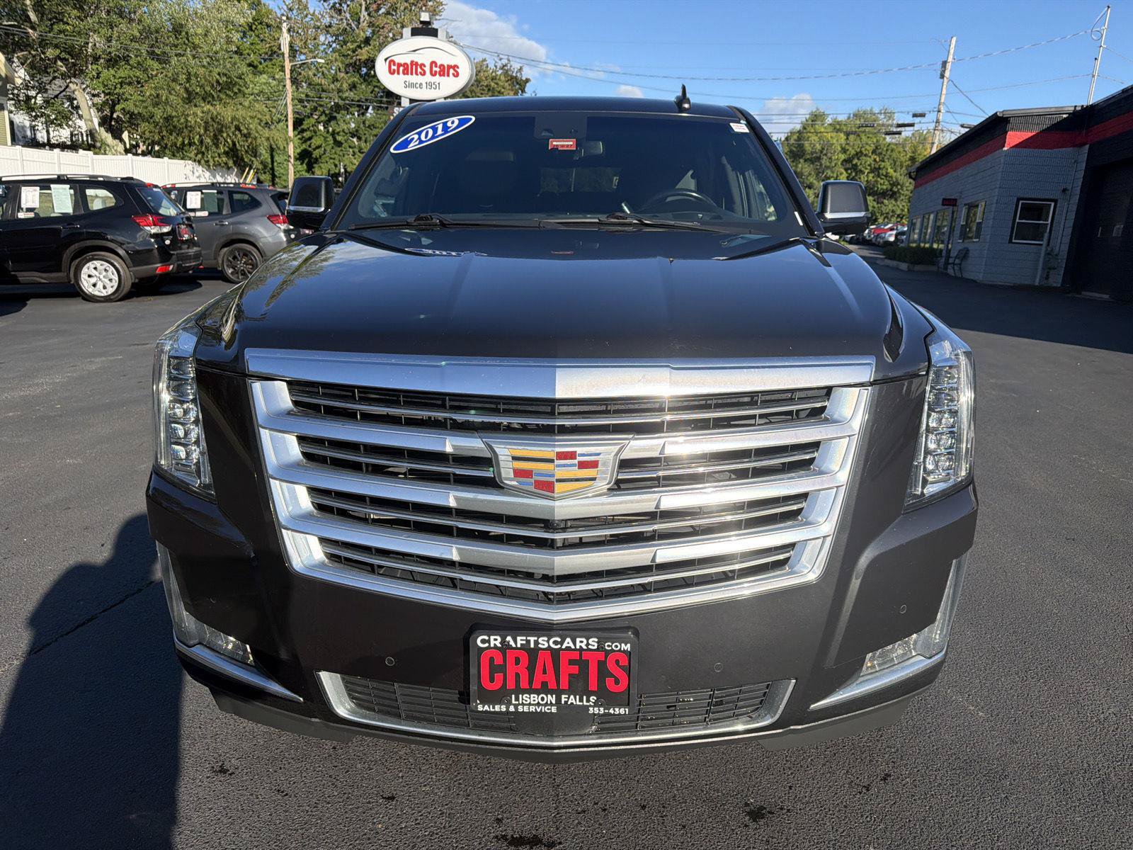 Used 2019 Cadillac Escalade ESV Platinum AWD/4WD image 8