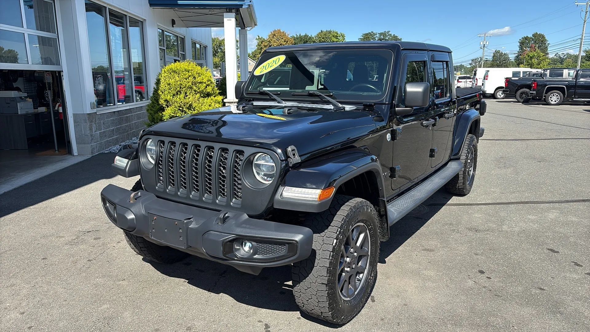 Used 2020 Jeep Gladiator Overland AWD/4WD image 7