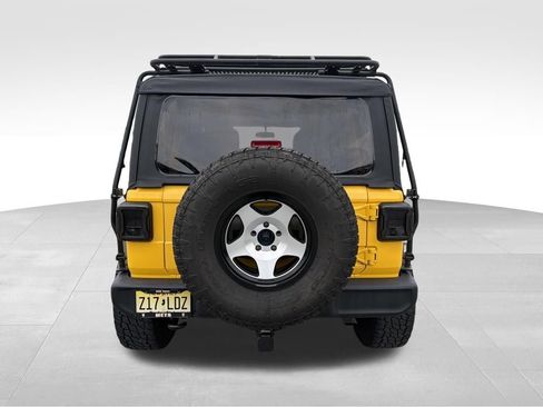 Used 2018 Jeep Wrangler Unlimited Sport AWD/4WD image 4