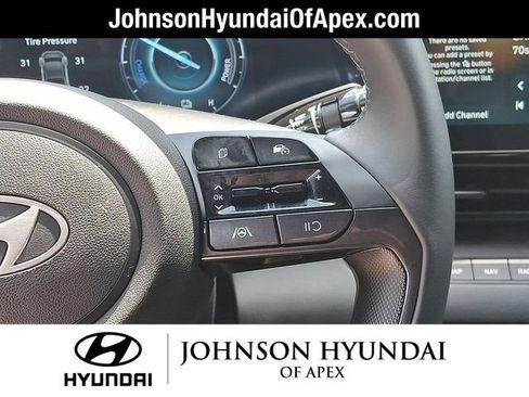 Used 2025 Hyundai Elantra SEL w/ Cargo Package FWD image 20