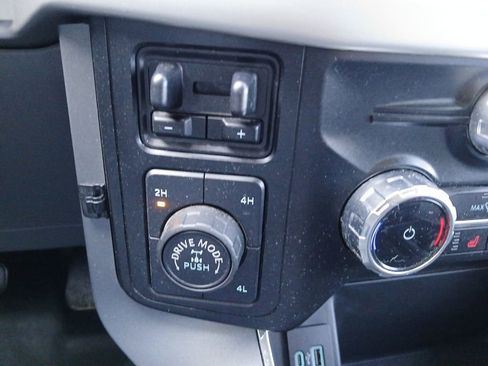 Used 2023 Ford F150 XLT AWD/4WD image 10