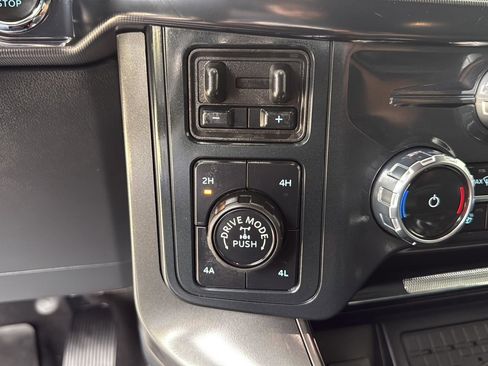 Used 2025 Ford F150 Lariat w/ Equipment Group 502A High image 20