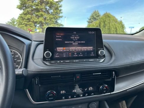 Used 2022 Nissan Rogue SV AWD/4WD image 21