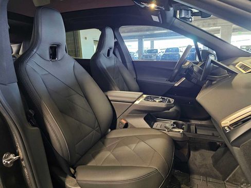 Certified 2025 BMW iX xDrive50 w/ Sport Package AWD/4WD image 31