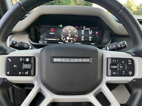 Used 2024 Land Rover Defender 110 S AWD/4WD image 24