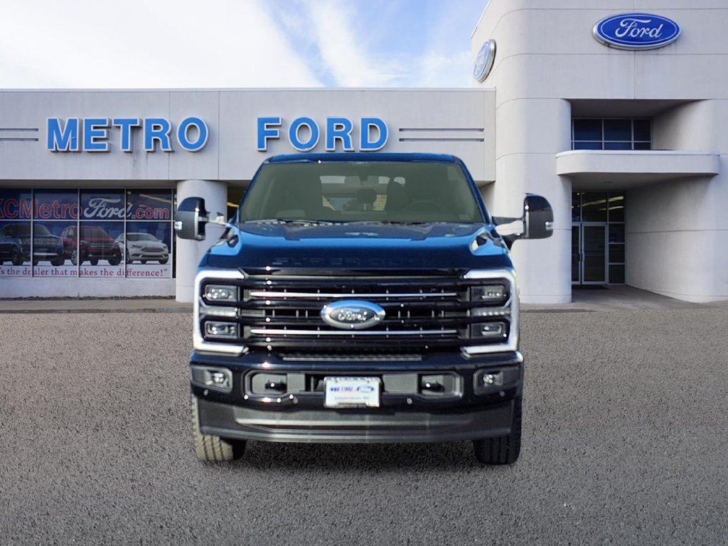 Certified 2025 Ford F350 Platinum AWD/4WD image 8