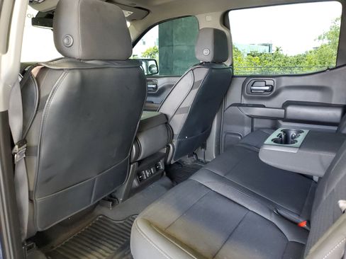 Used 2022 Chevrolet Silverado 1500 LT w/ All Star Edition Plus RWD image 9