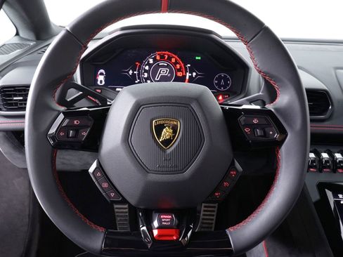 Used 2024 Lamborghini Huracan Sterrato AWD/4WD image 20