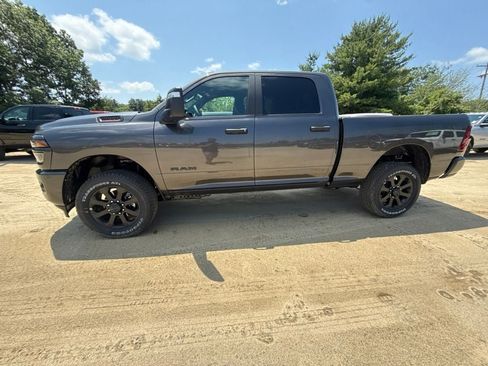 New 2026 RAM 2500 Big Horn AWD/4WD image 2