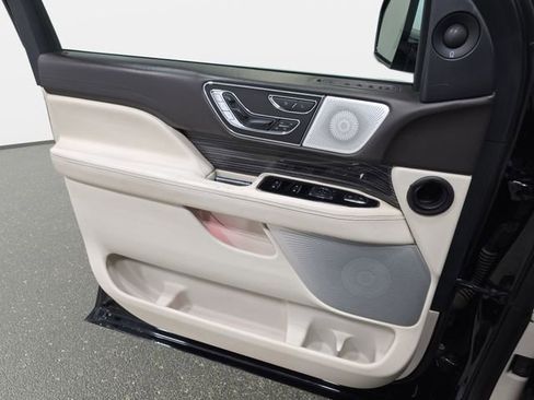 Used 2023 Lincoln Navigator Black Label image 27