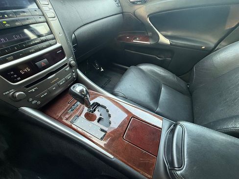 Used 2006 Lexus IS 250 AWD image 25