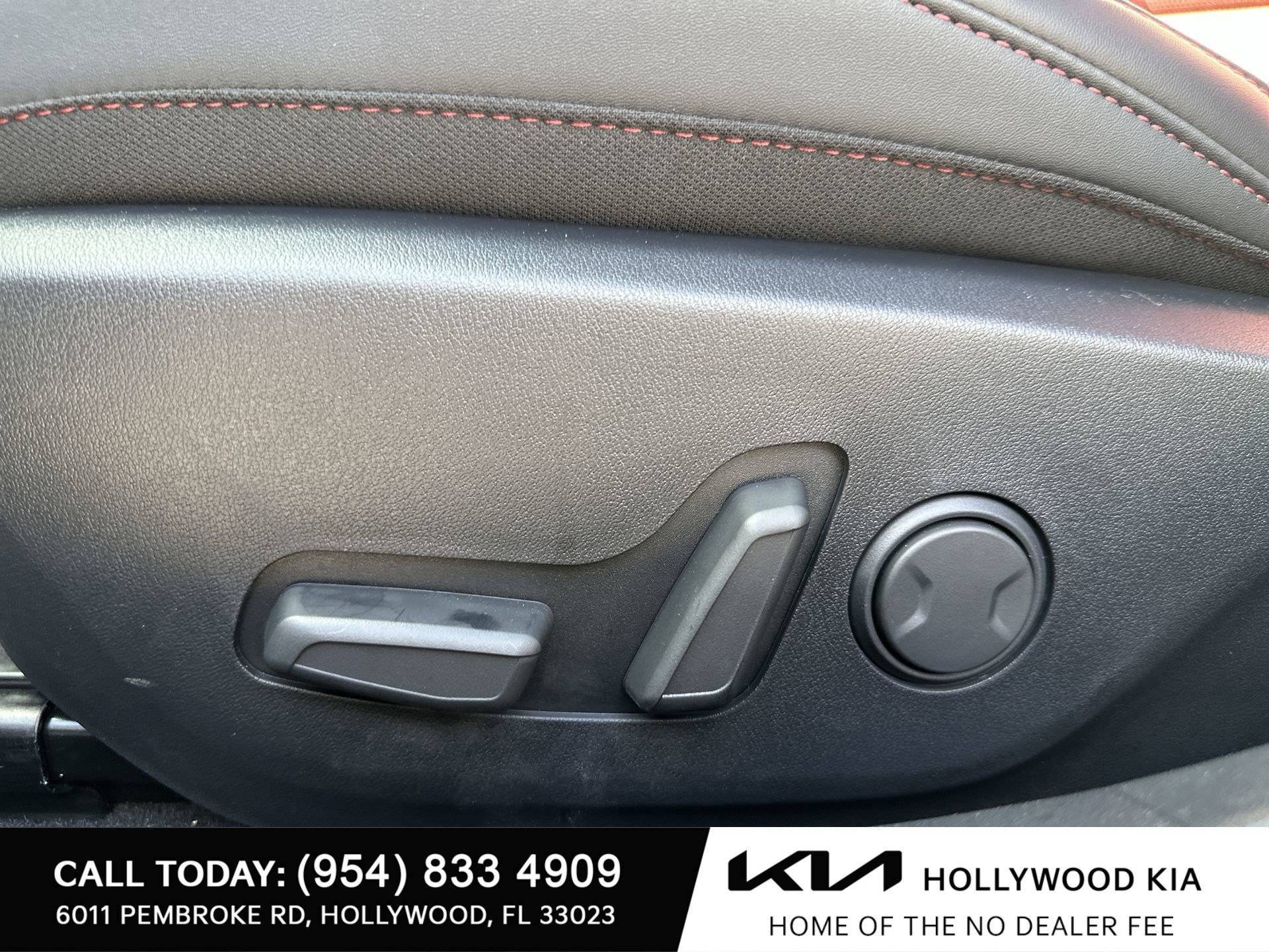 New 2026 Kia K4 GT-Line Turbo w/ GT-Line Premium Package FWD image 17