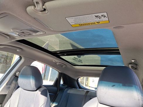 Used 2013 Hyundai Elantra GT w/ Style Pkg image 14