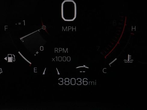 Used 2025 GMC Yukon Denali AWD/4WD image 35