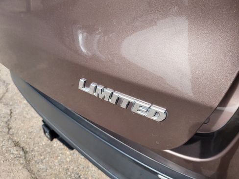 Used 2017 Toyota Highlander Limited image 22