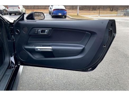 Used 2019 Ford Mustang Coupe w/ Ecoboost Performance Package image 17