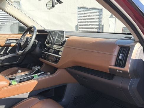 Used 2023 Nissan Pathfinder Platinum w/ Cargo Package image 21