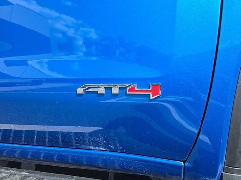 Used 2022 GMC Sierra 1500 AT4 AWD/4WD image 10